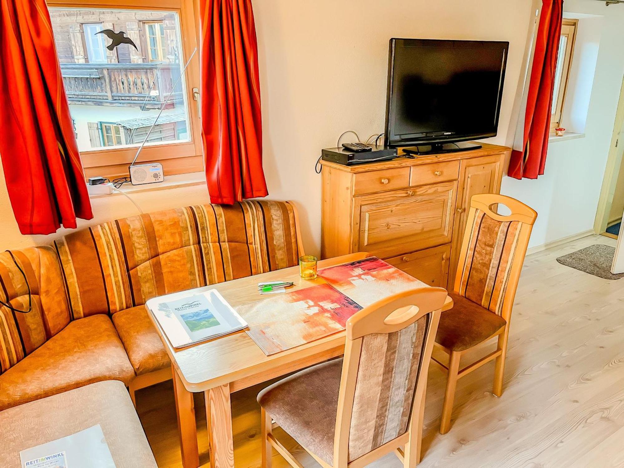 Haus Illmau Apartment ไรท์อิมวิงเคอ ภายนอก รูปภาพ